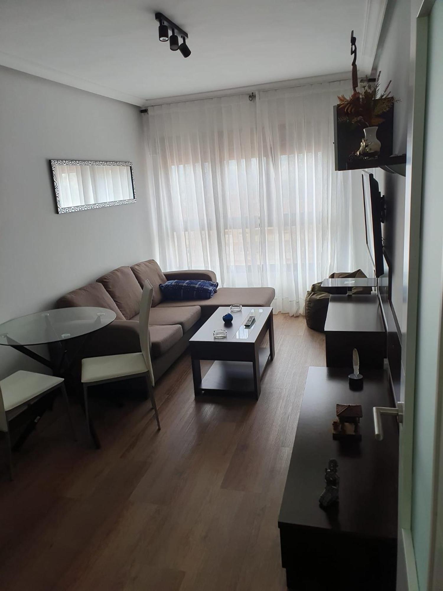 Vistas Monte Naranco Apartamento Con Parking 5Euros Al Dia オビエド エクステリア 写真