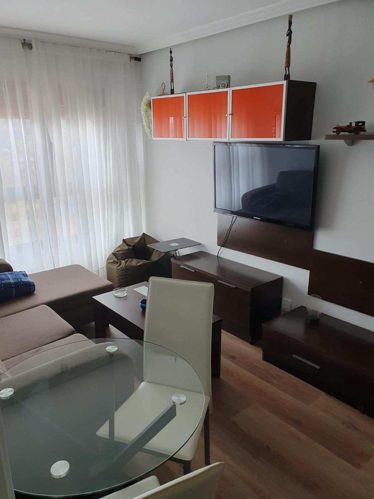 Vistas Monte Naranco Apartamento Con Parking 5Euros Al Dia オビエド エクステリア 写真