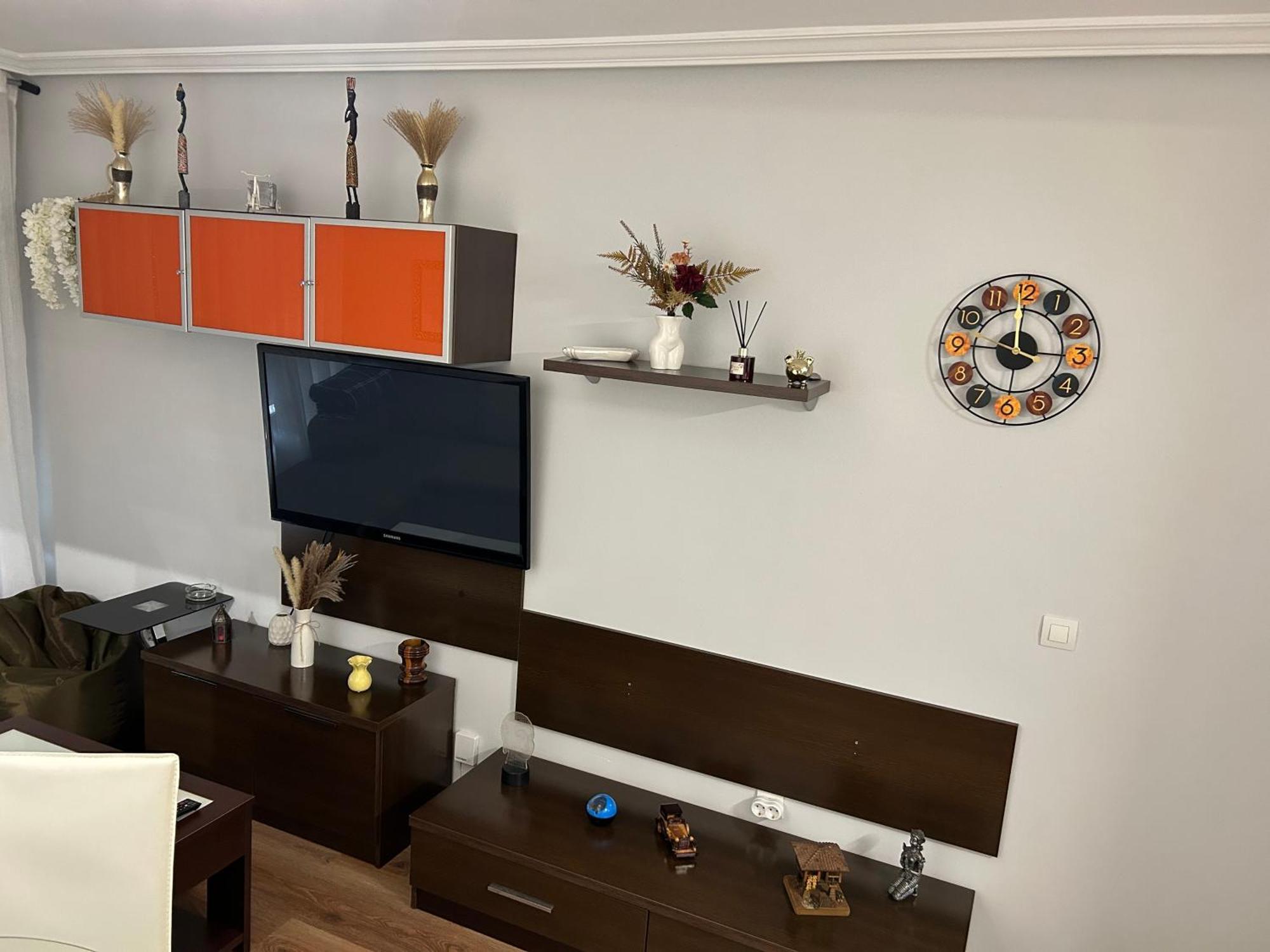Vistas Monte Naranco Apartamento Con Parking 5Euros Al Dia オビエド エクステリア 写真
